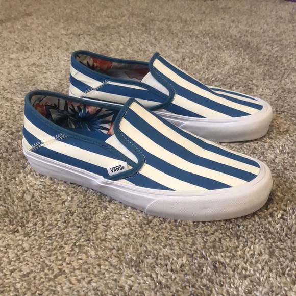 Striped Vans - Picture 4 of 5